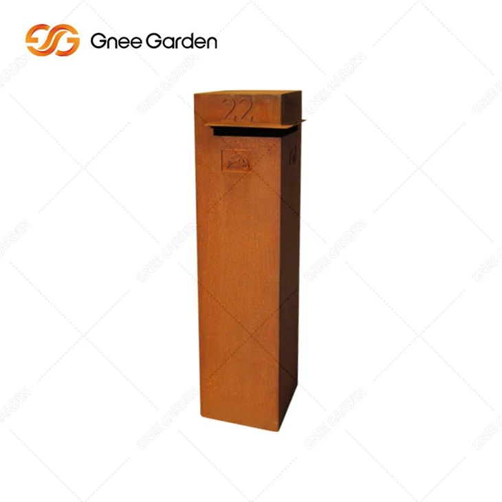 Bústia Corten amb bústies postals